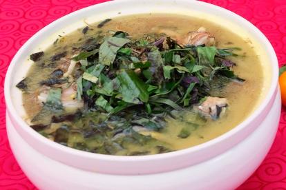 Lòng cá rau đồ — món đặc trưng Sông Đà